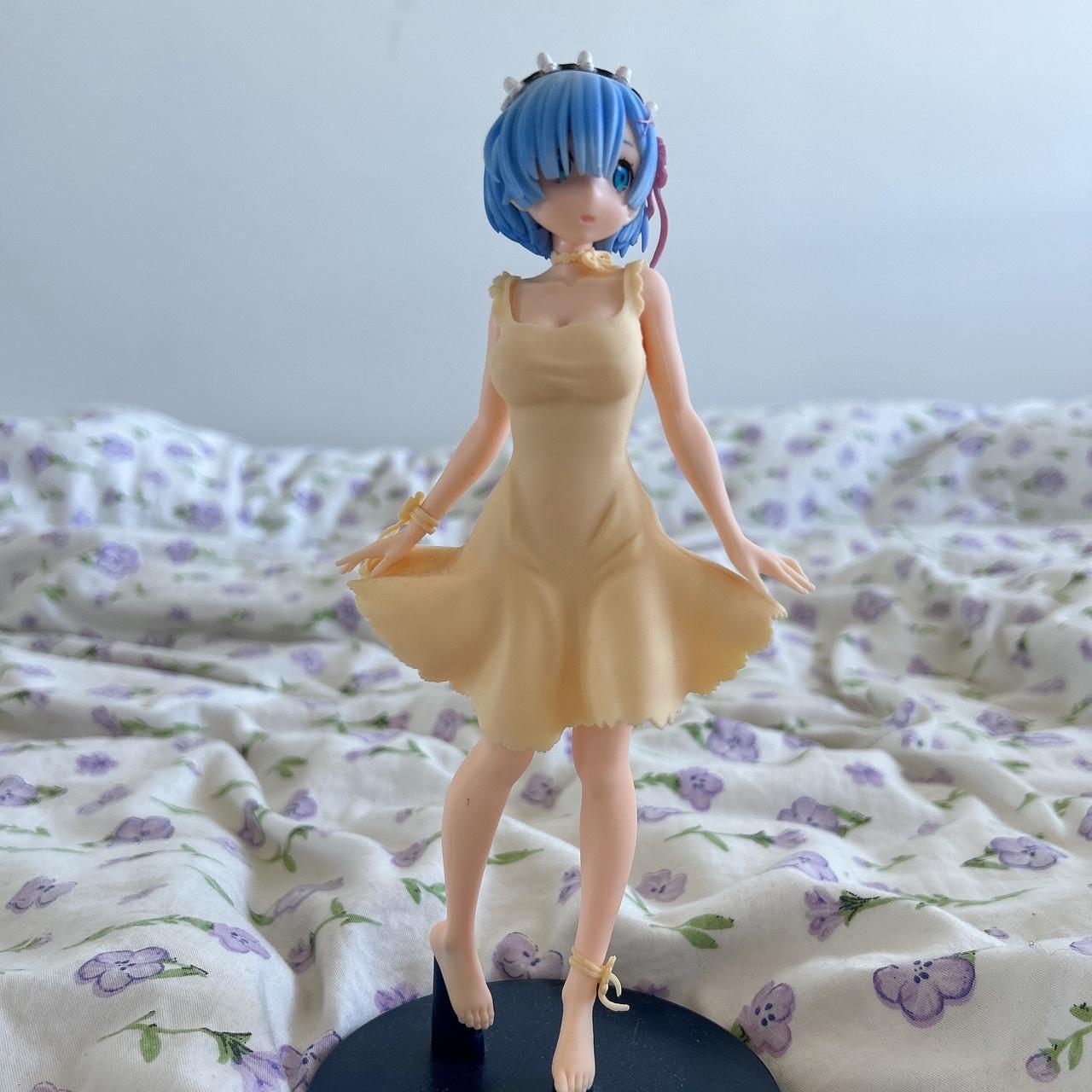 Rem prize figure Depop