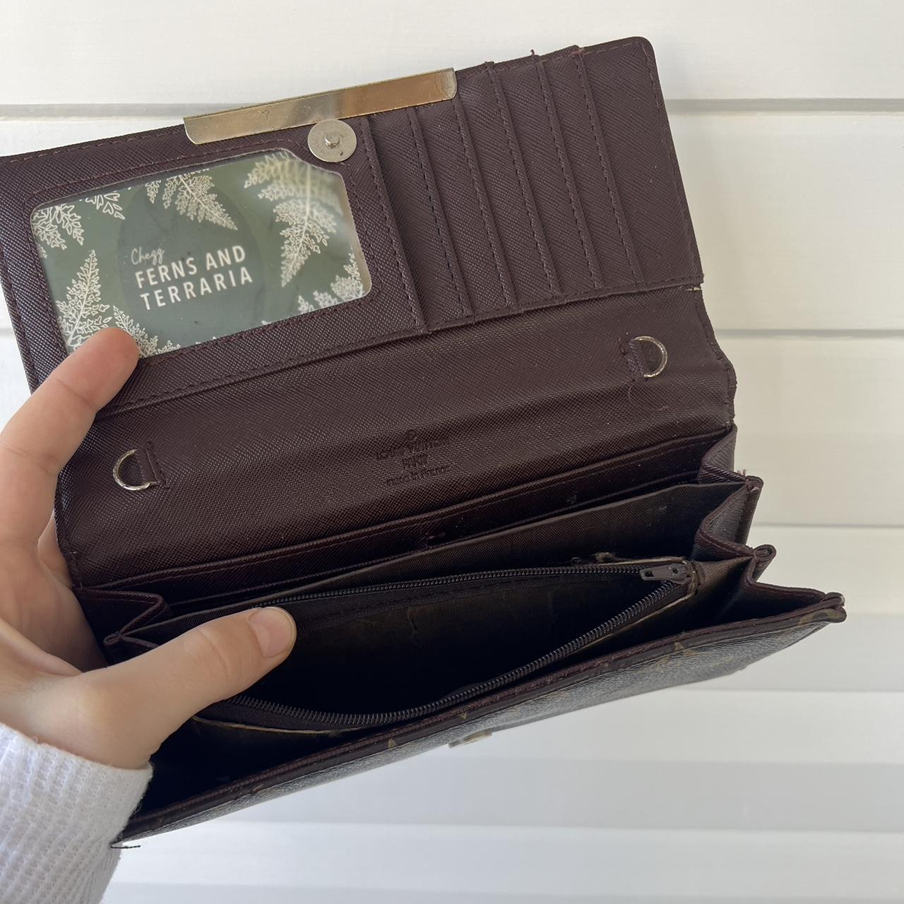 authentic louis vuitton wallet … (note: has ripped - Depop