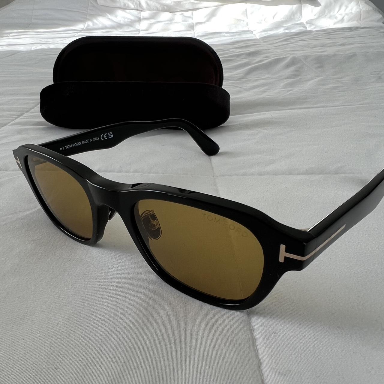 TOM FORD Men's Black and Yellow Sunglasses | Depop