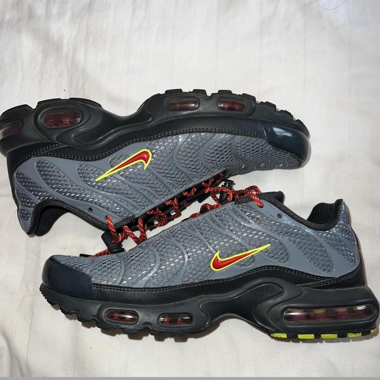 mens nike tn size 10