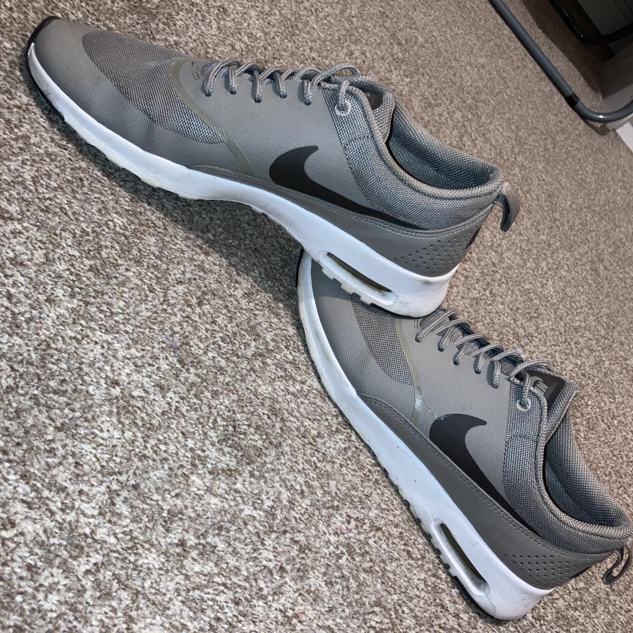 nike thea khaki