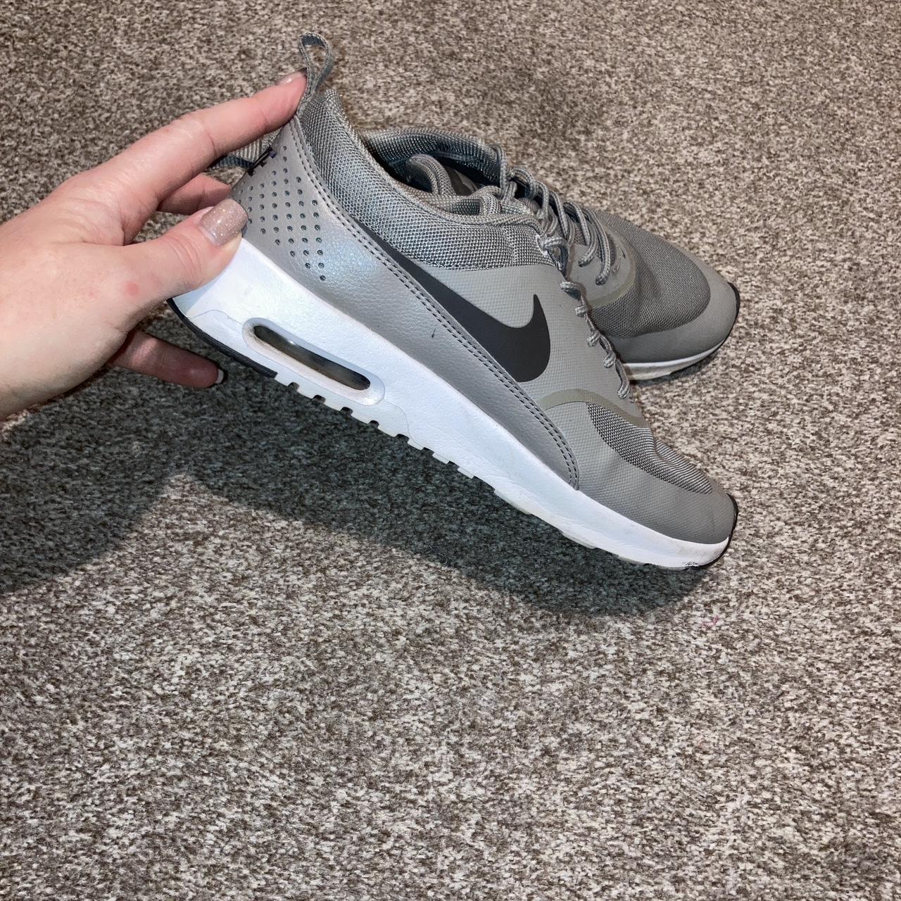 nike thea khaki