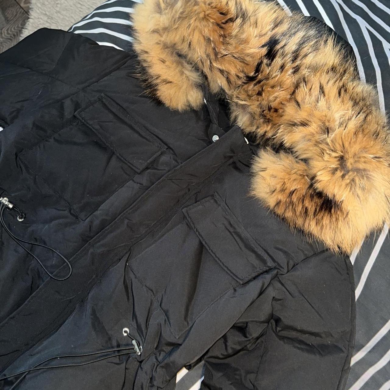 Fur hood coat Size 6 Only worn few times - Depop