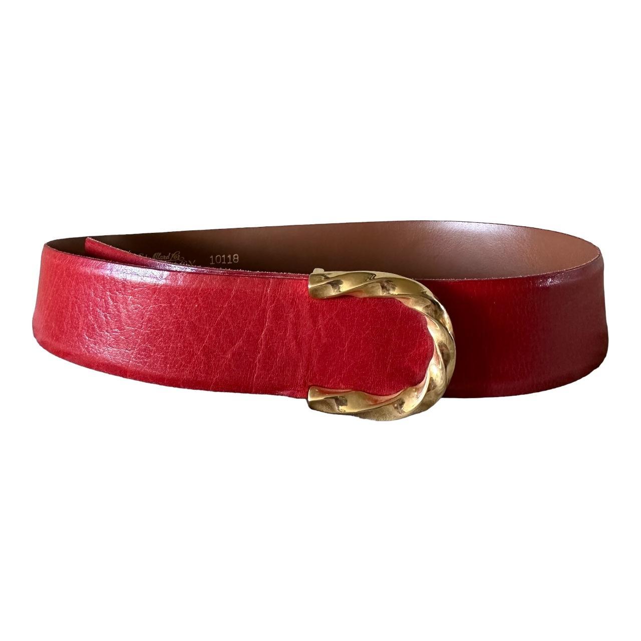 Ellen Tracy Women's Red and Gold Belt | Depop