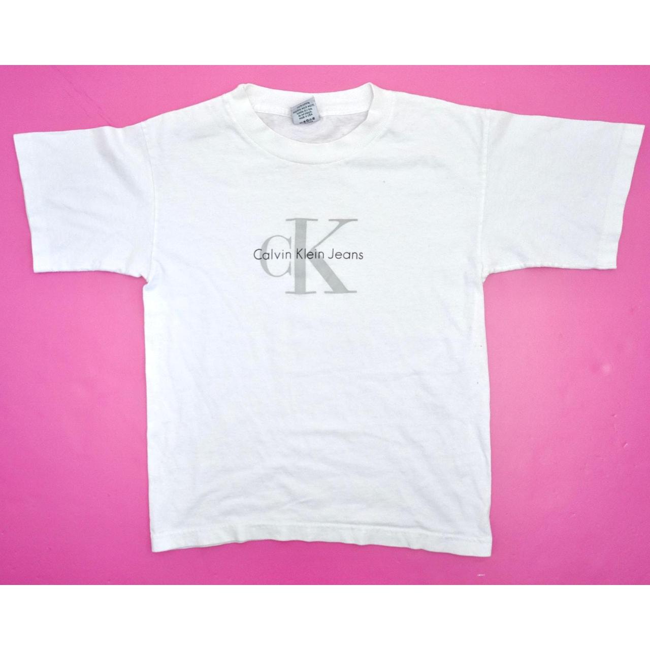 Calvin klein fashion vintage t shirt