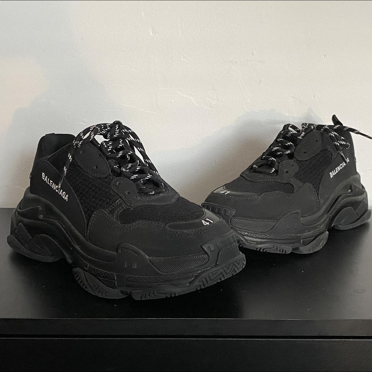 Balenciaga Men's Black and White Trainers | Depop