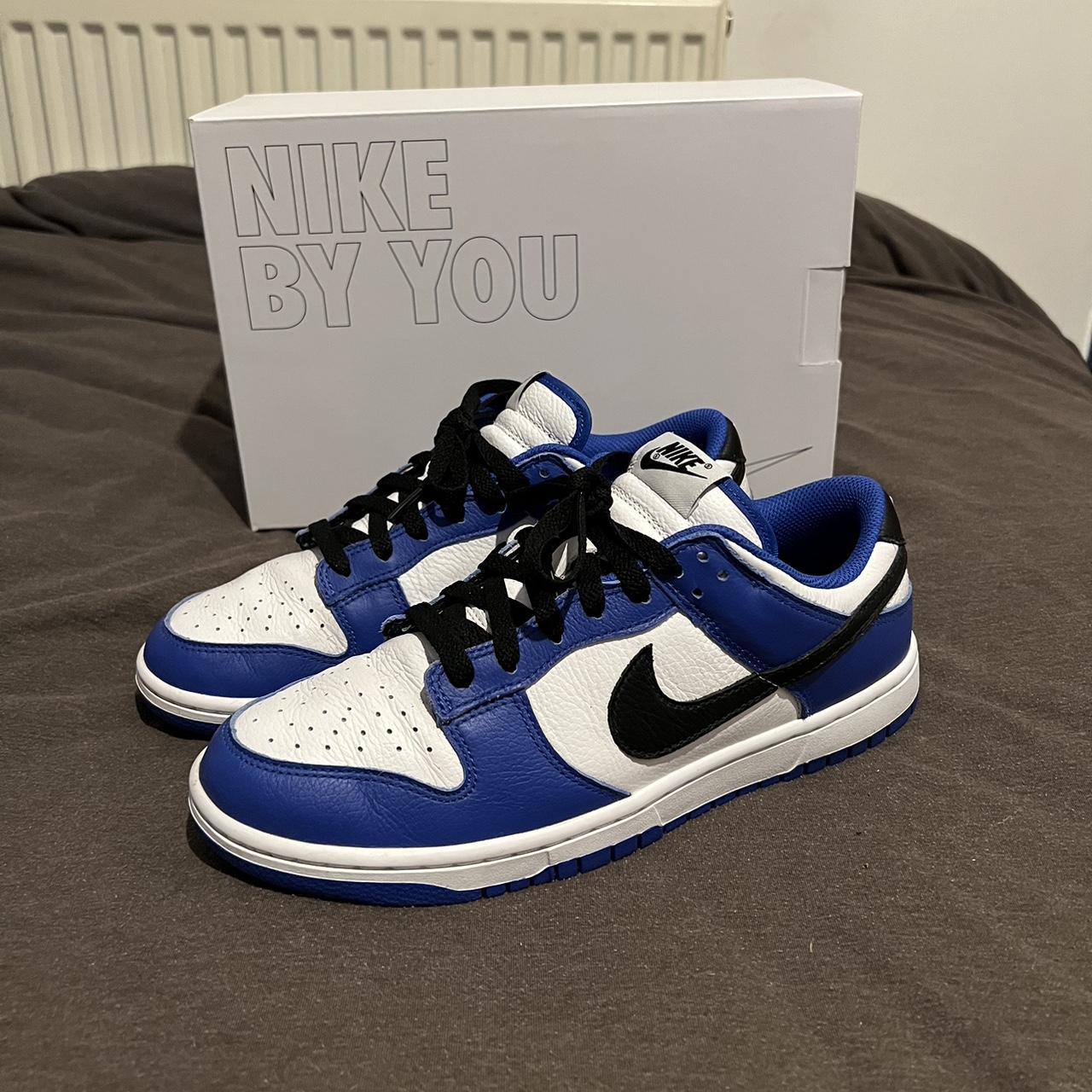Nike Men's White and Blue Trainers Depop