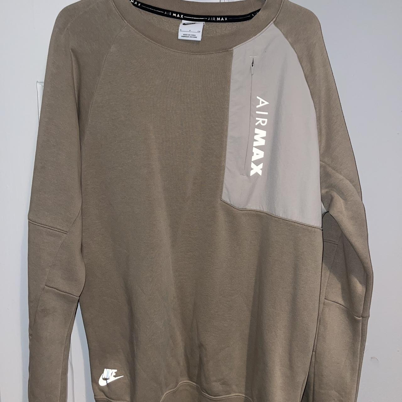 Nike Men's Cream Joggerstracksuits Depop