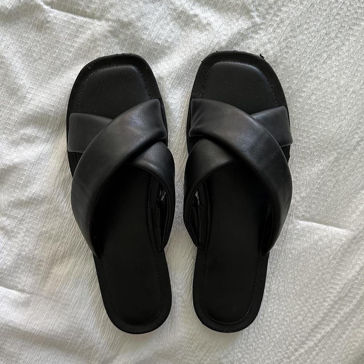 Target Sandals🌺 Lightly worn Women’s 9.5/10 •... Depop