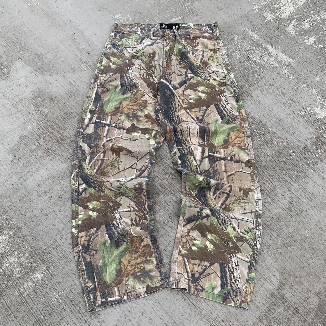 00s RealTree Camo Faded Straight Leg Workwear Grunge... - Depop