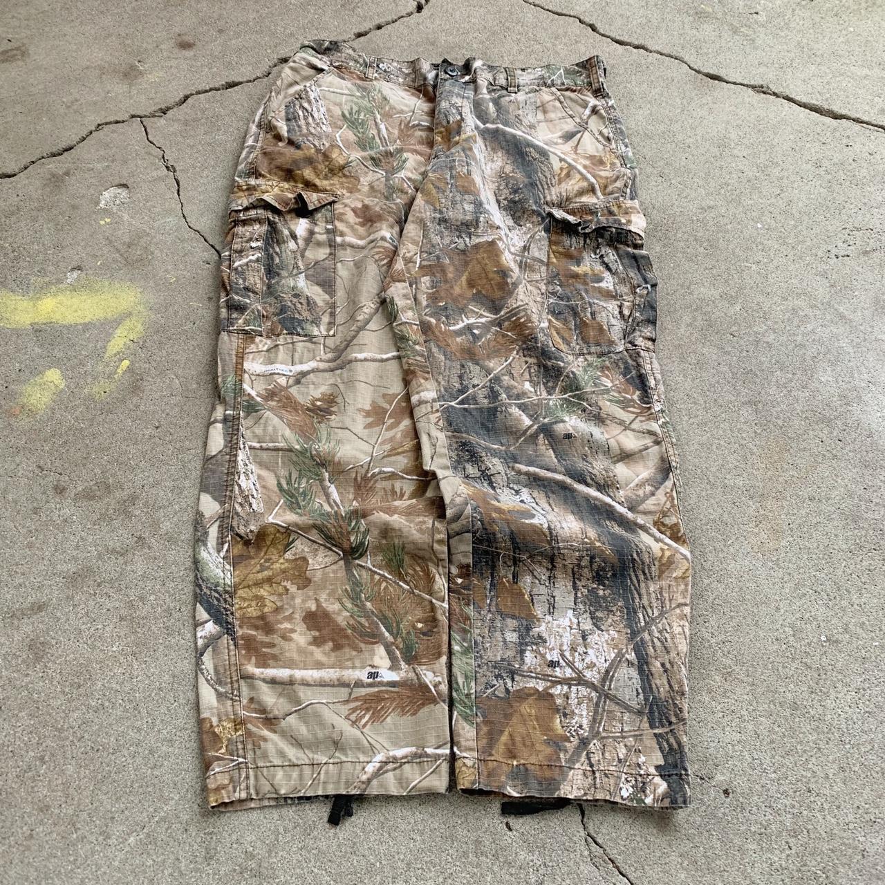 Y2K Vintage RealTree Camo Ripstop Cargo Workwear... - Depop