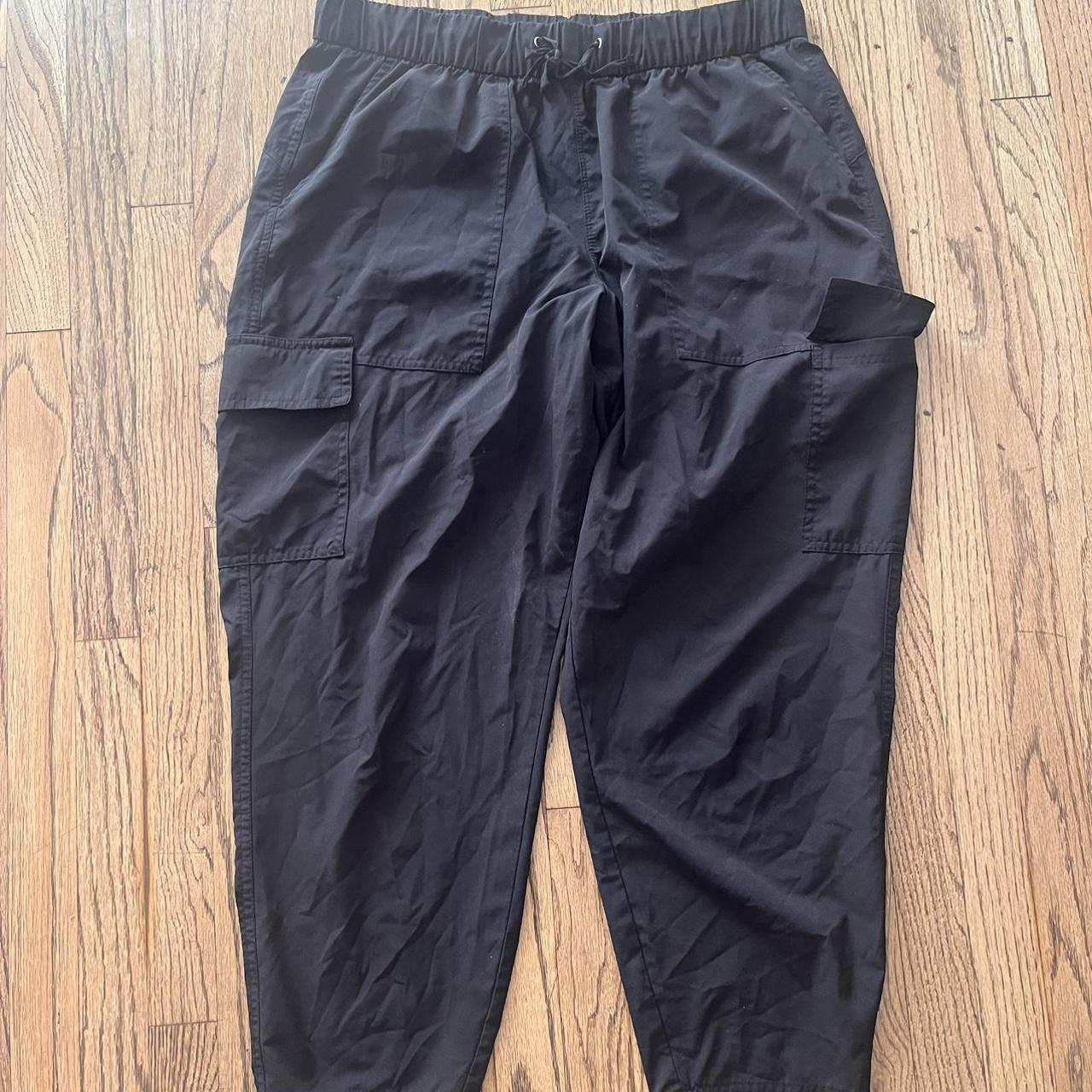 Old Navy Cargo Athletic Pants Size Large Sweat - Depop