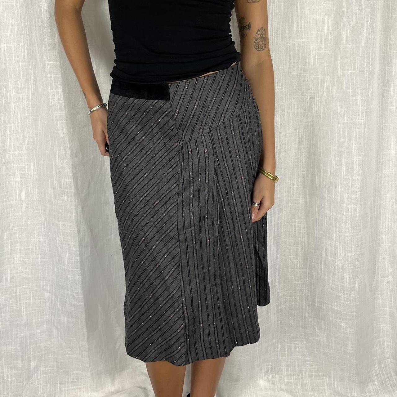 Pleated maxi skirt 90s hotsell