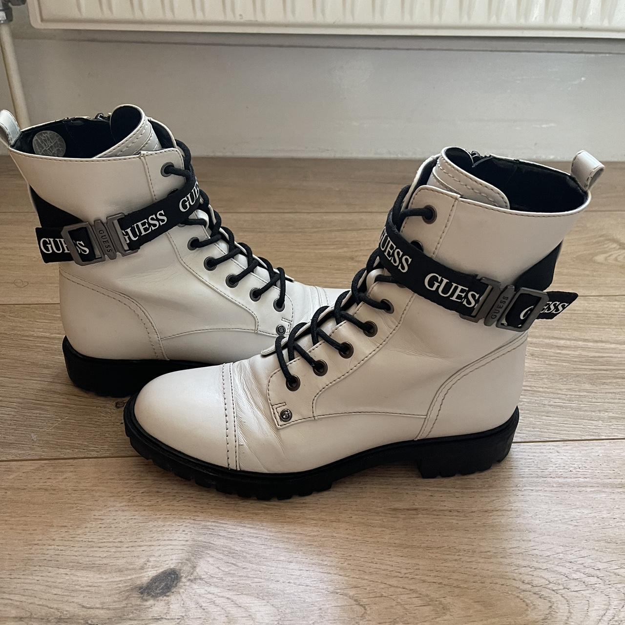 Guess ankle best sale boots uk