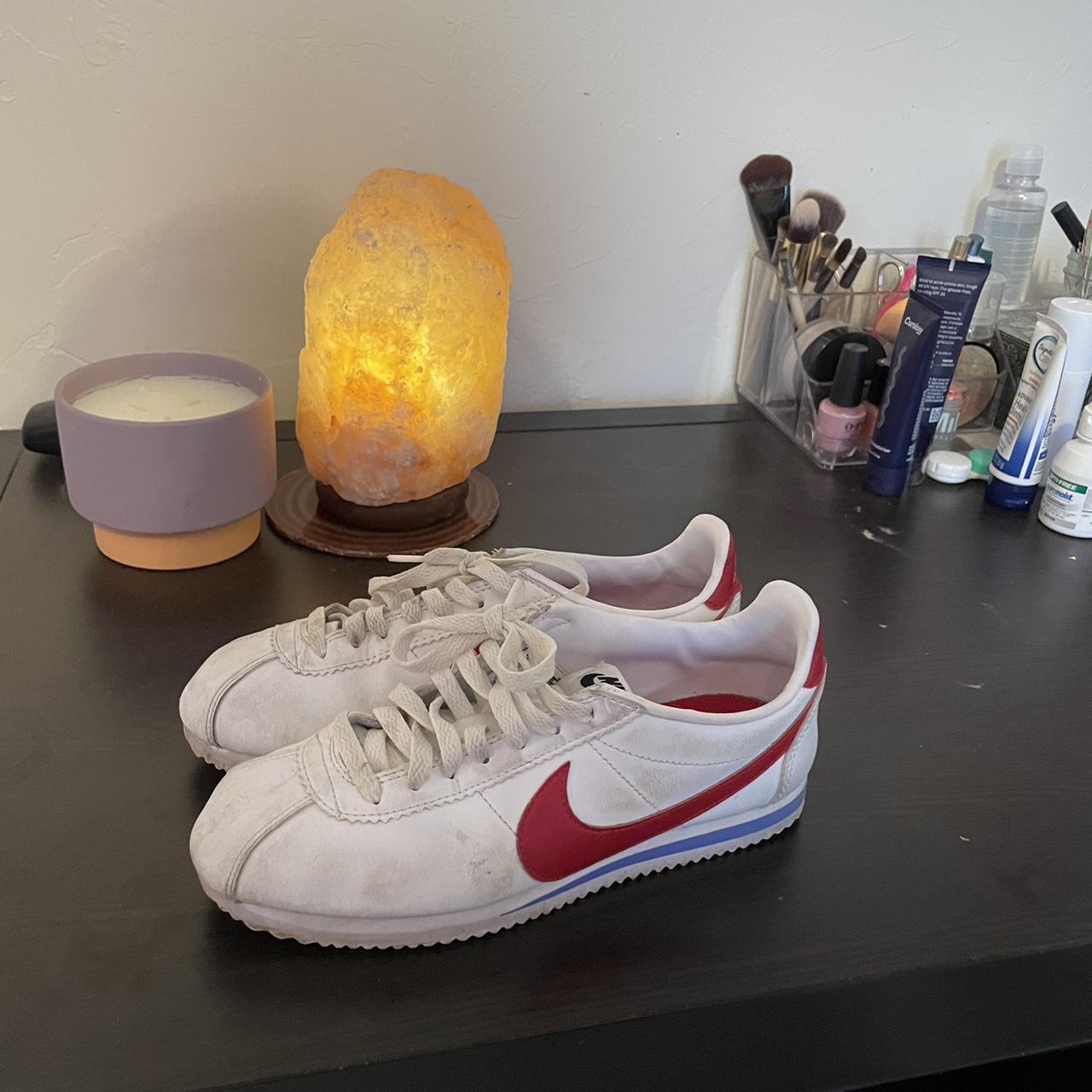 womens red and white nike shoes