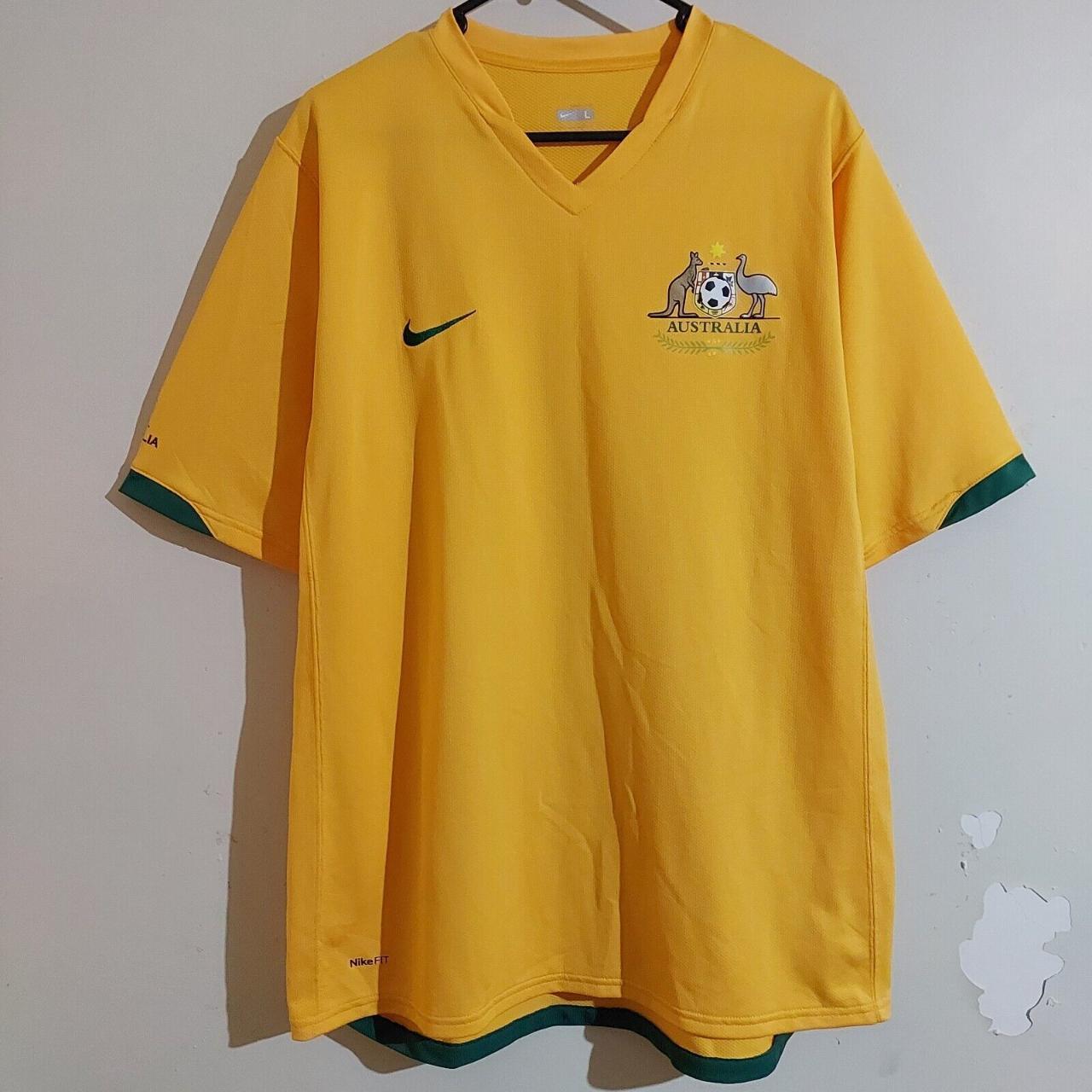Nike SOCCEROOS 2006 Soccer Football Jersey Kit Shirt... Depop