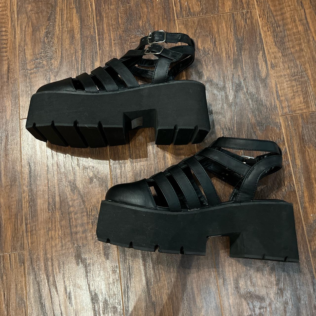 Qupid Women's Black Sandals | Depop