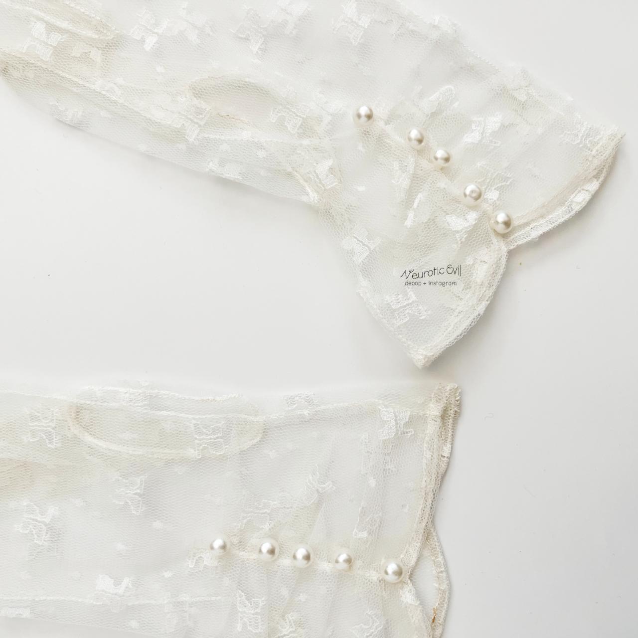 Courrèges Women's White Gloves (2)