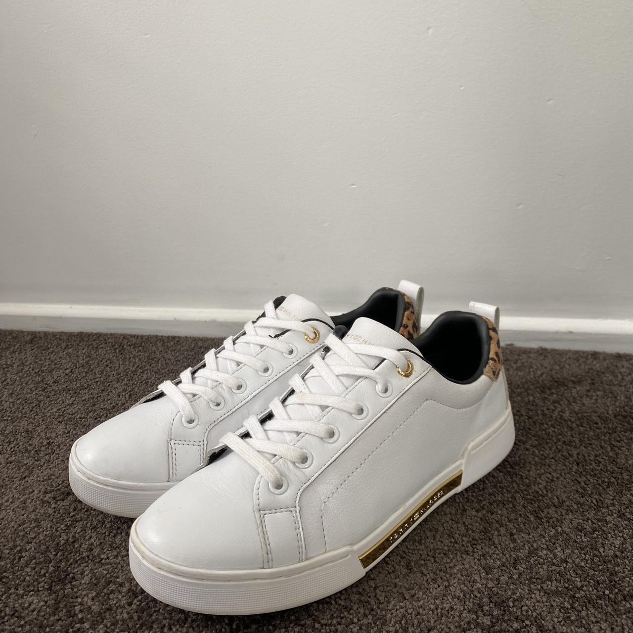 tommy hilfiger leopard print sneakers