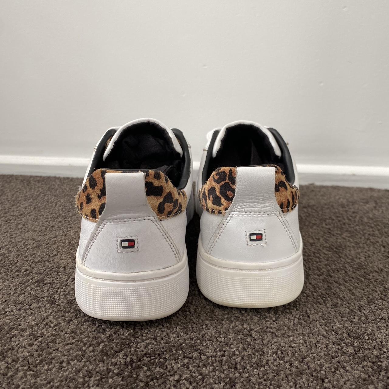 tommy hilfiger leopard print sneakers