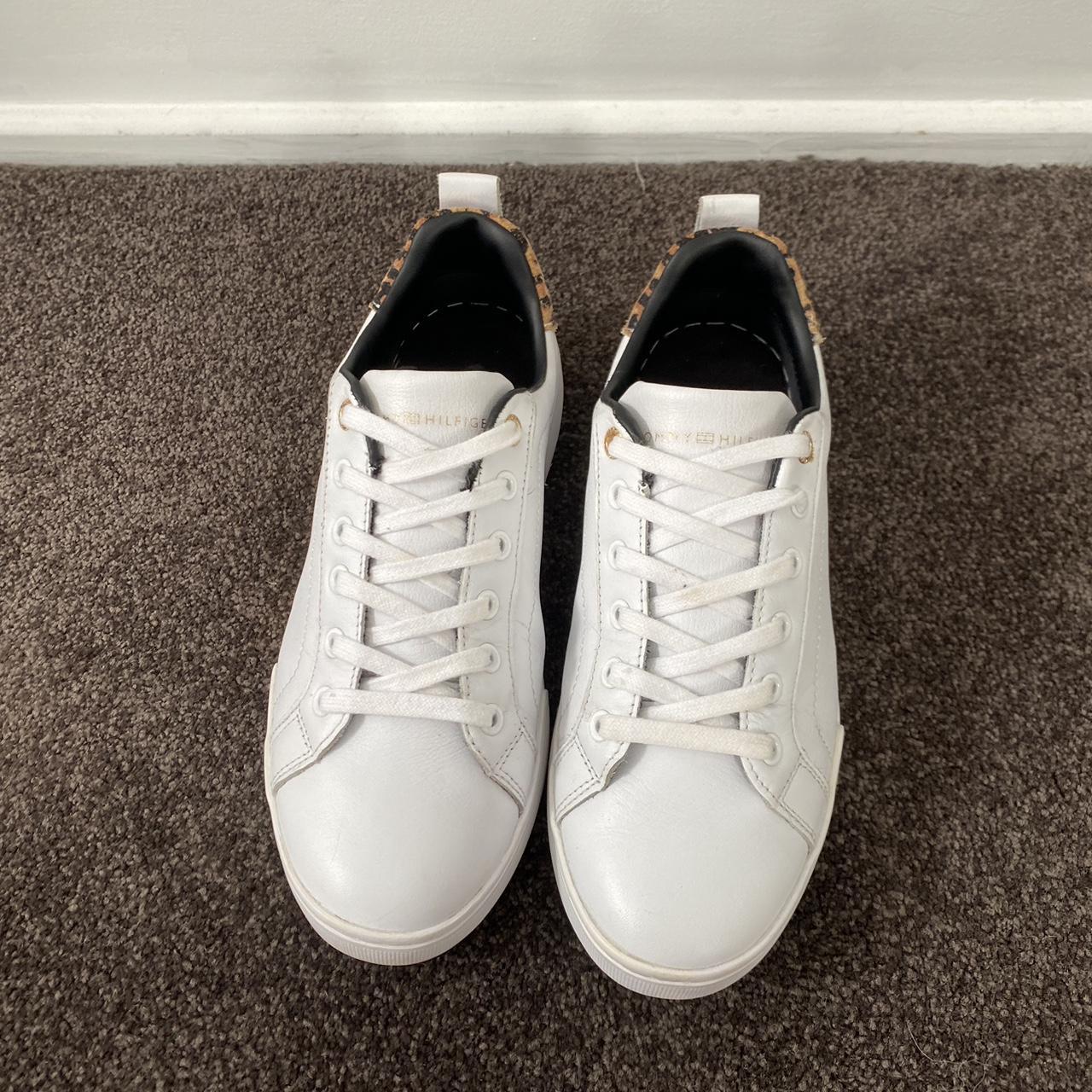 tommy hilfiger leopard print sneakers