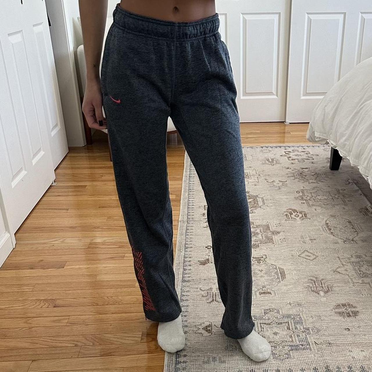 womens nike sweatpants gray