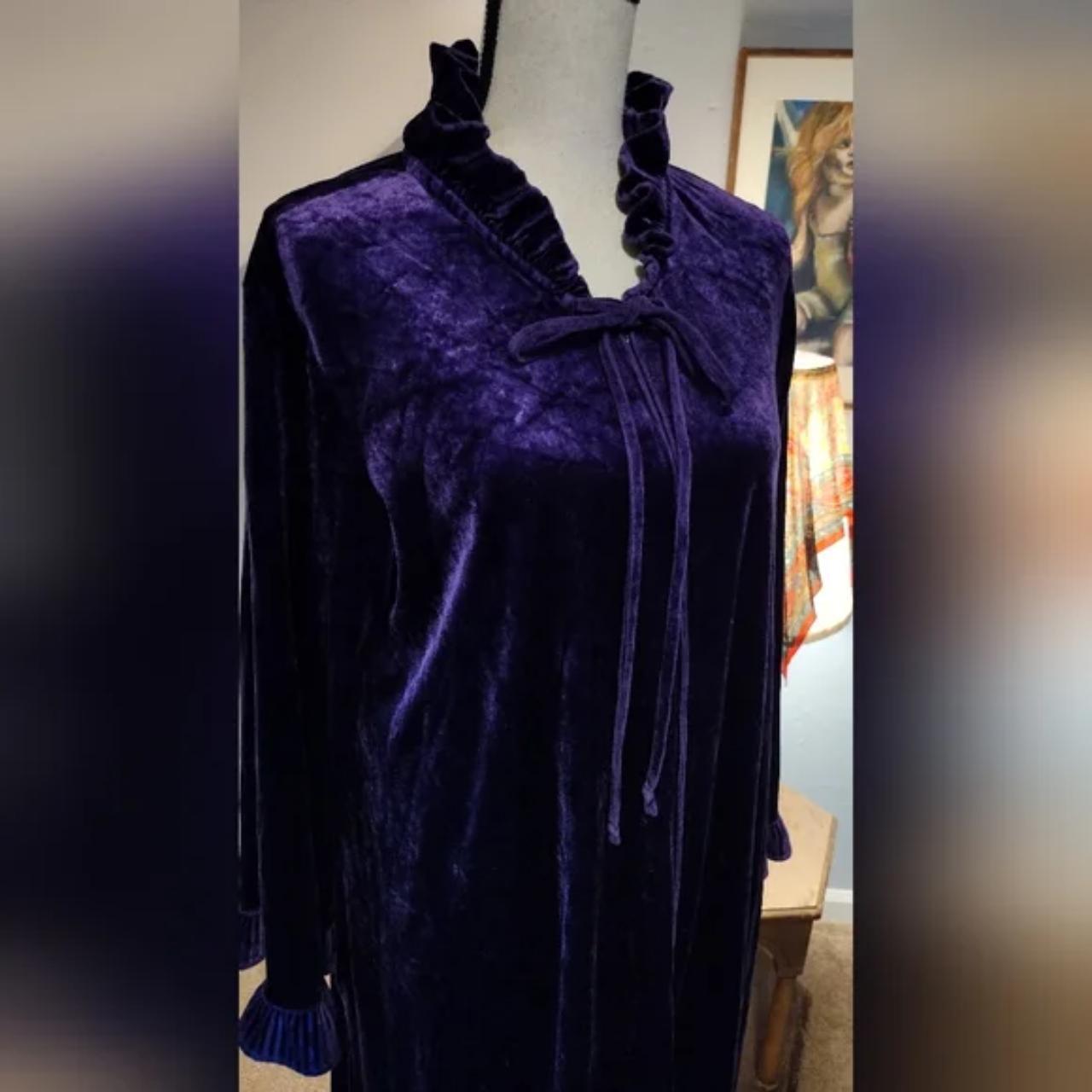 Vintage JCPenney Union Made Purple Velvet Misses... - Depop
