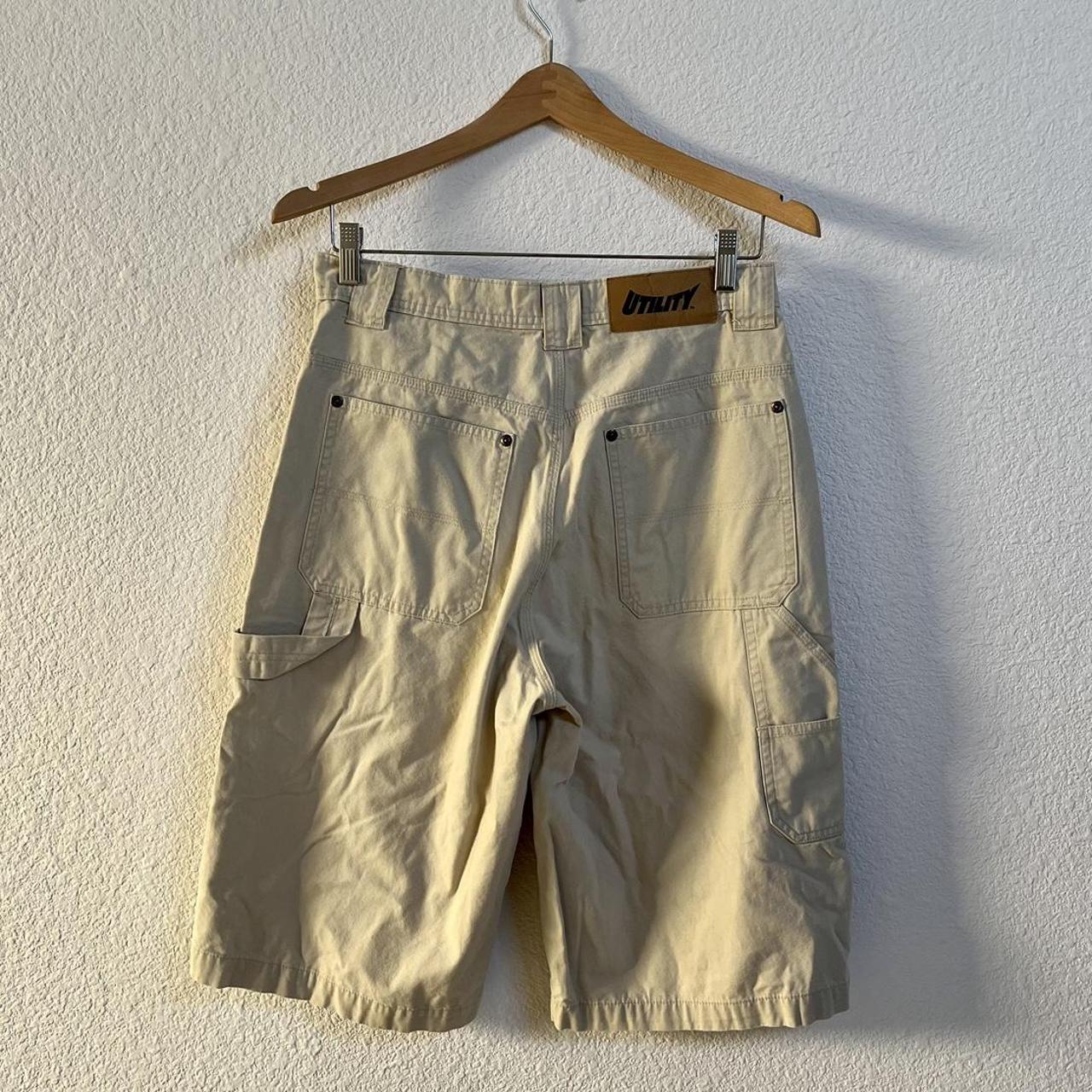 Extra long cargo hot sale shorts mens