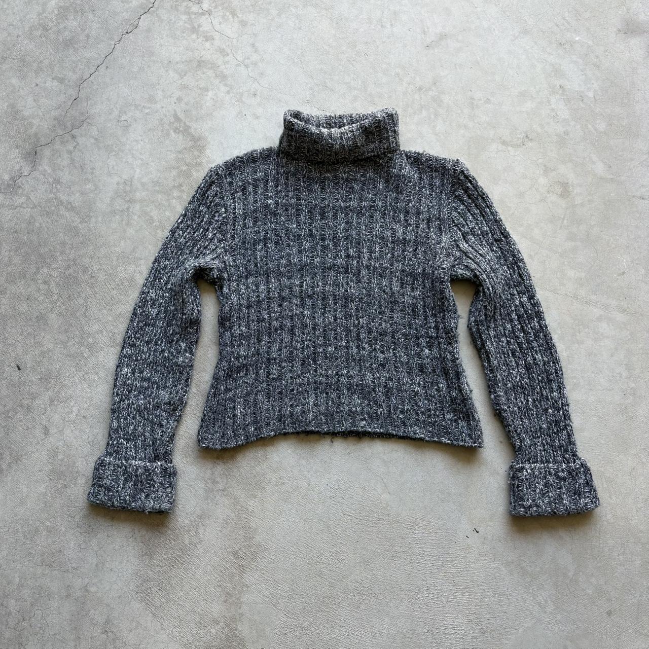 item listed by floresvintage