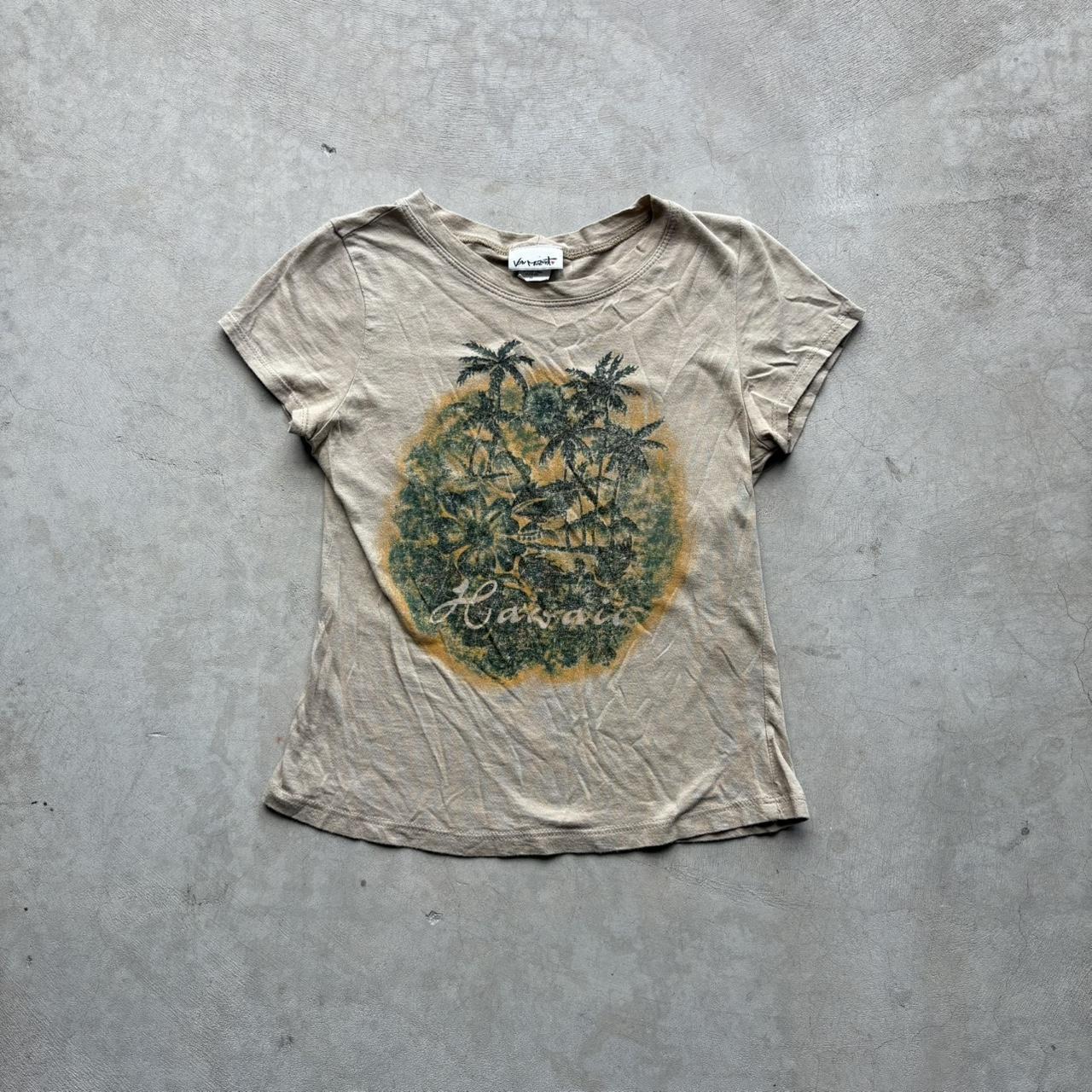 item listed by floresvintage