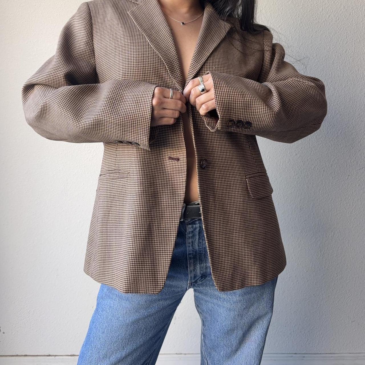 item listed by floresvintage
