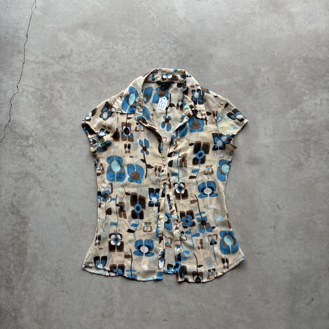 item listed by floresvintage