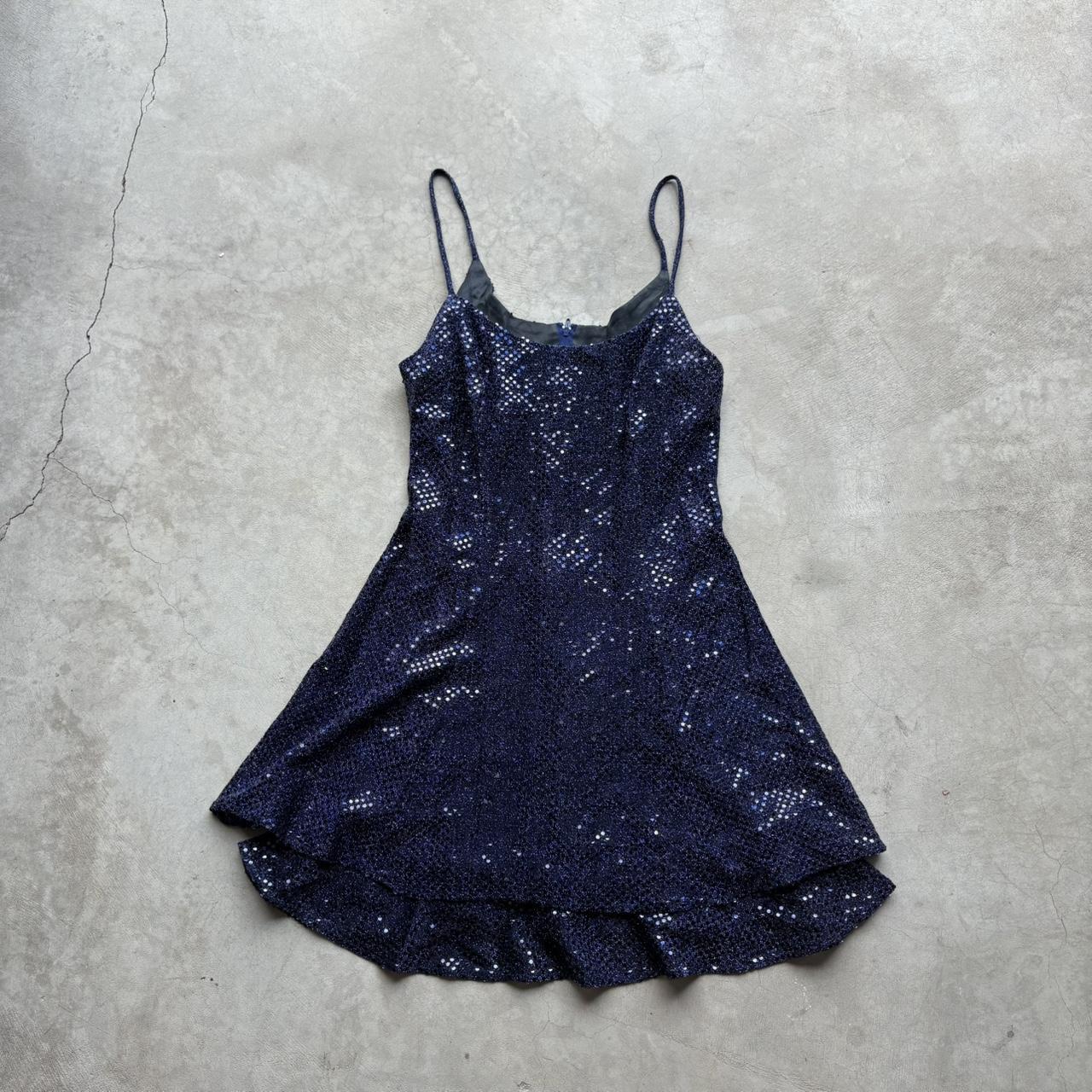 item listed by floresvintage