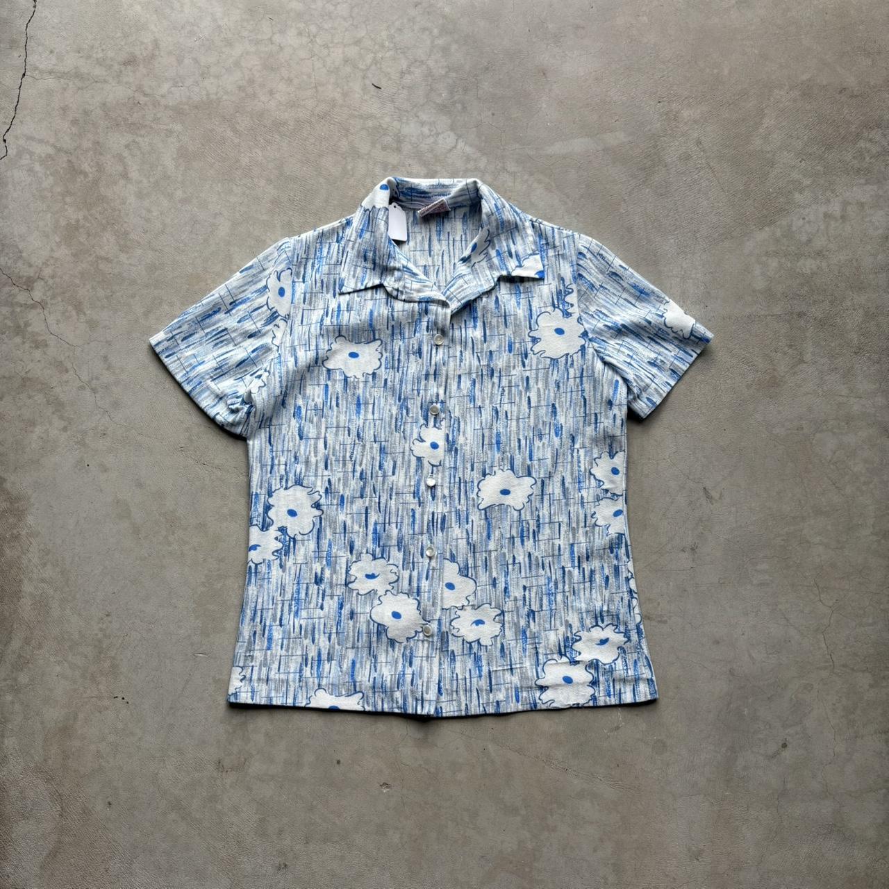 item listed by floresvintage