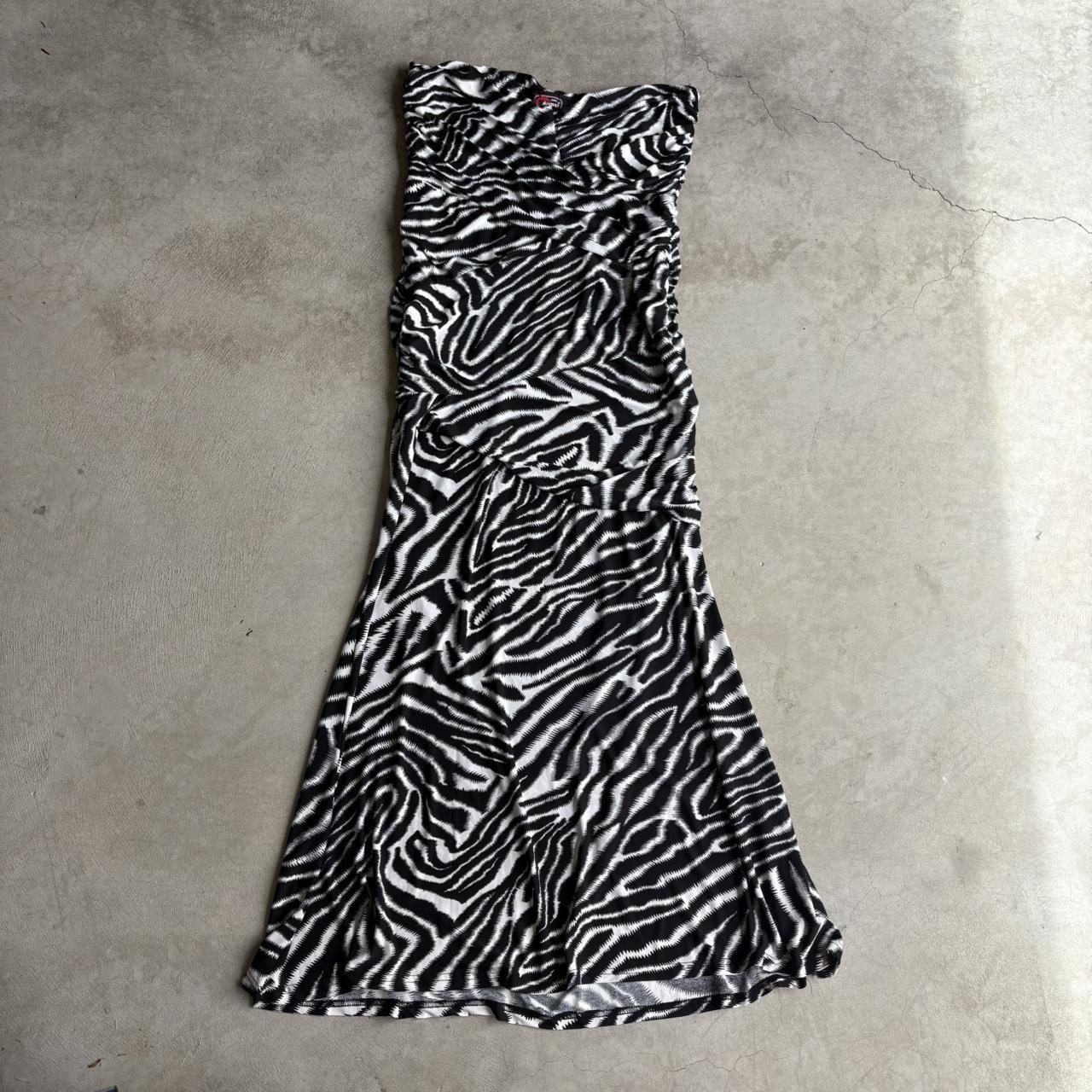 item listed by floresvintage