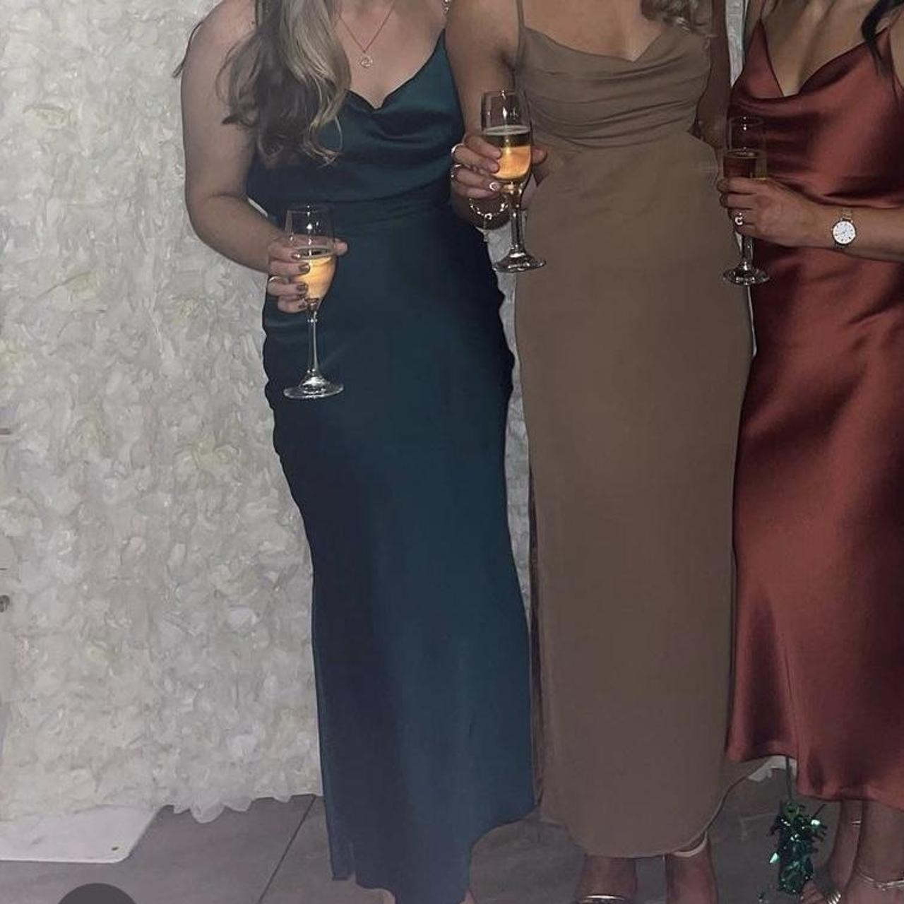 Quiz emerald green dress! Perfect for a gala/dinner... Depop