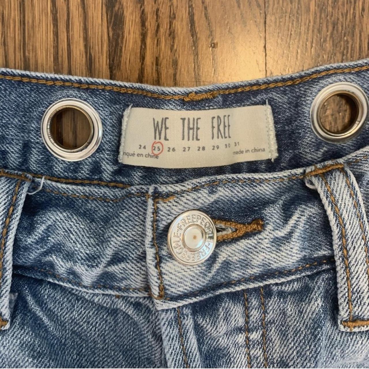 Free People jean shorts Lighter-wash w/ silver belt... - Depop