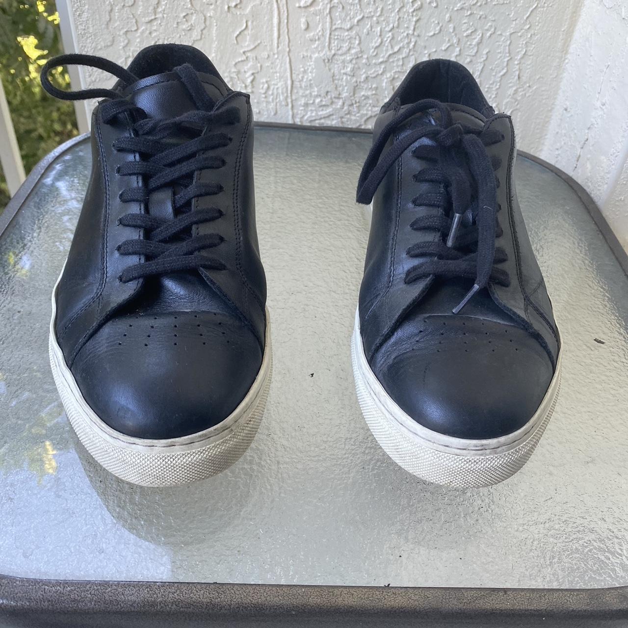 Men's Black and White Trainers | Depop