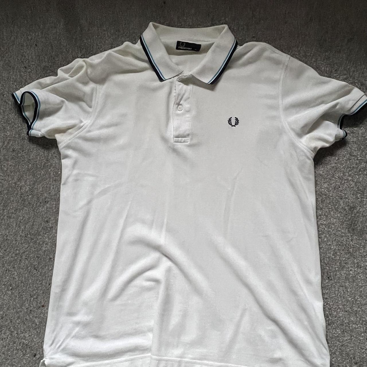 Fred Perry Men's White T-shirt | Depop