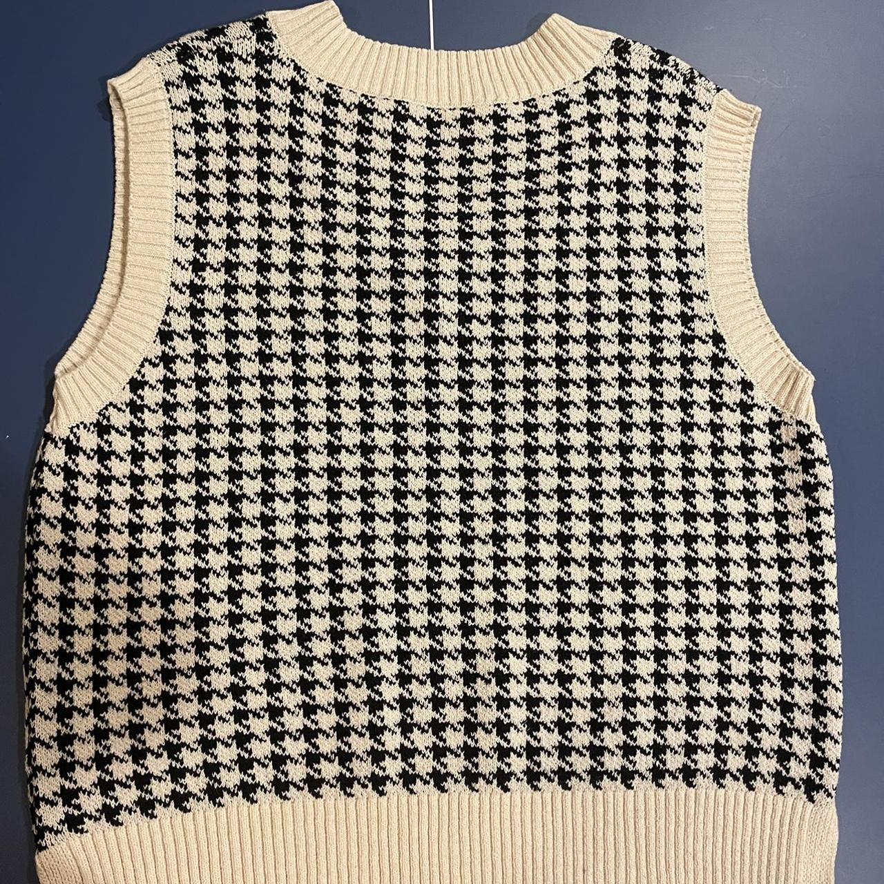 Zara Black & White sweater vest Never worn,... Depop