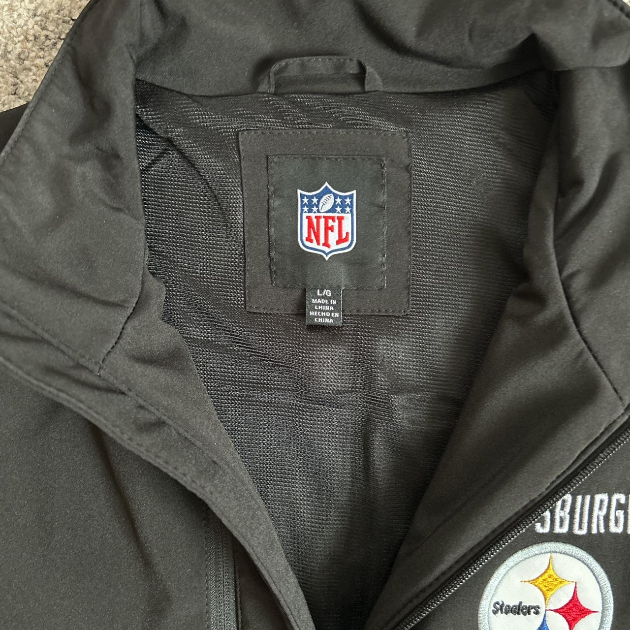 Women's Pittsburgh Steelers jacket. Size large fits - Depop