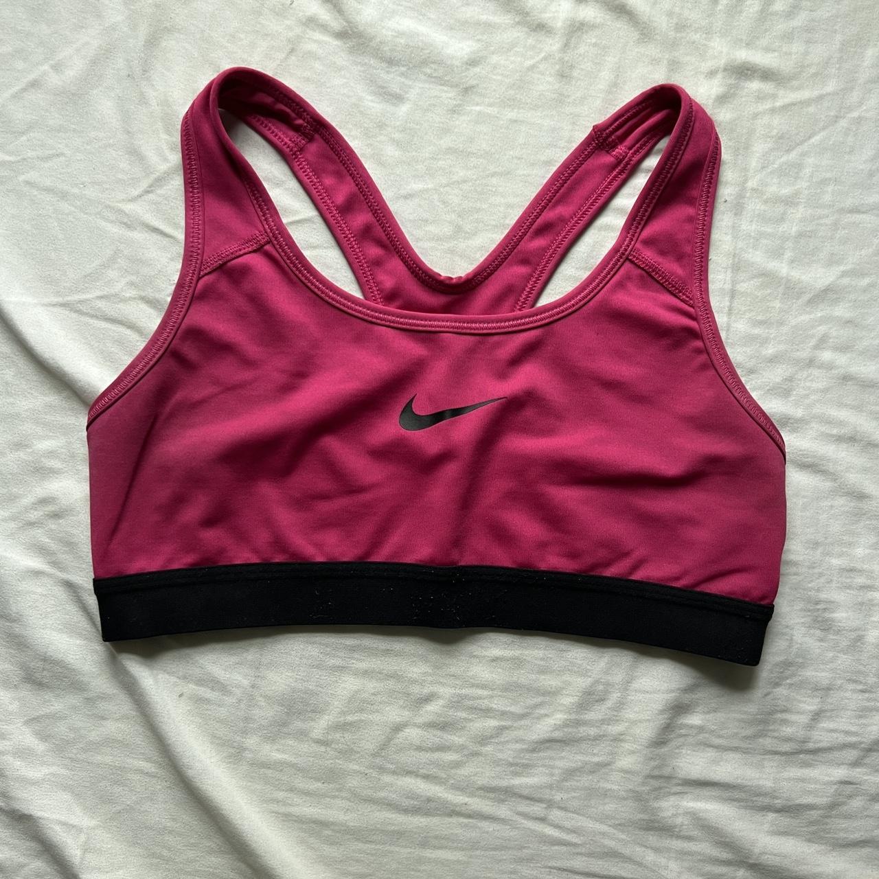 womens pink nike sports bra