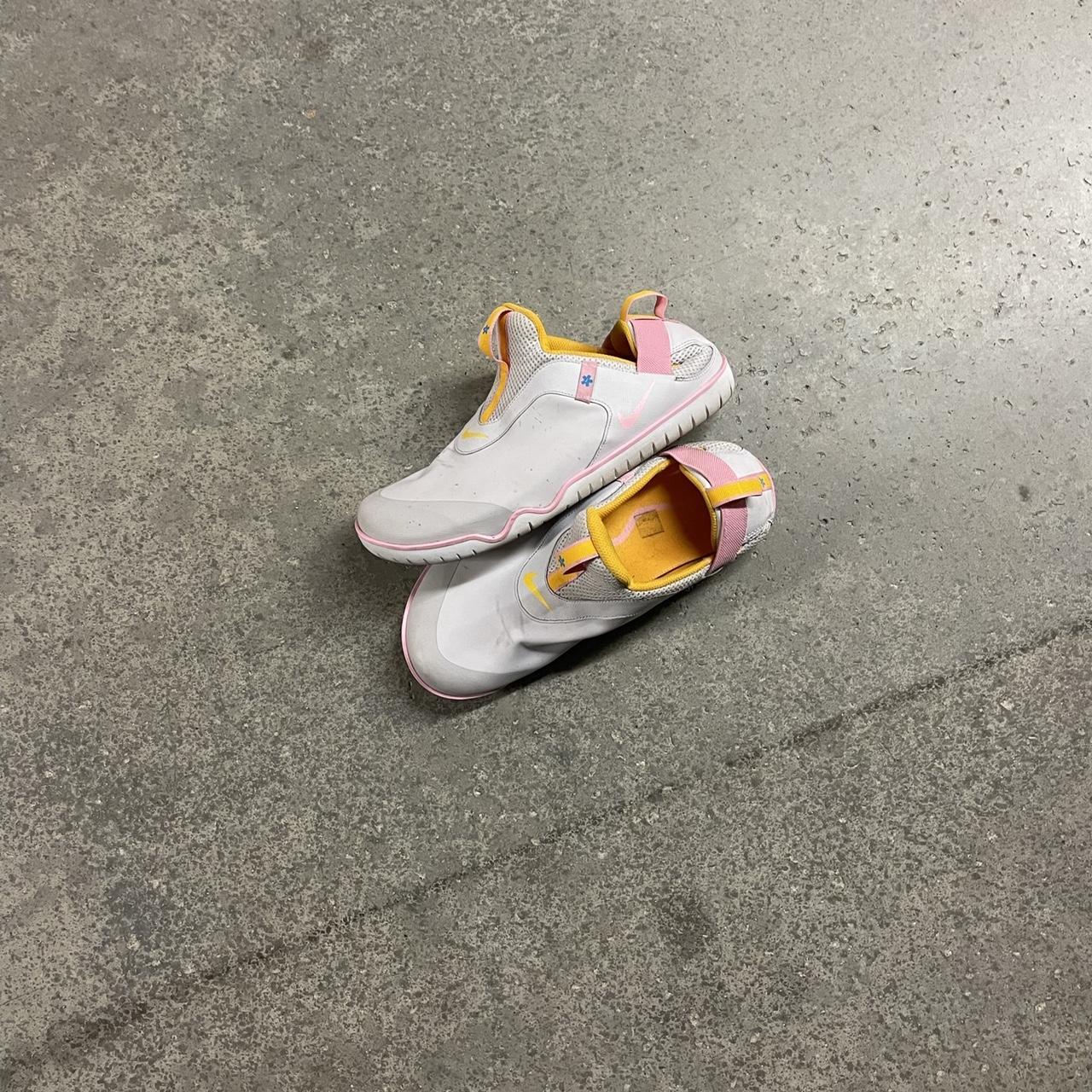 where to buy nike nurse shoes