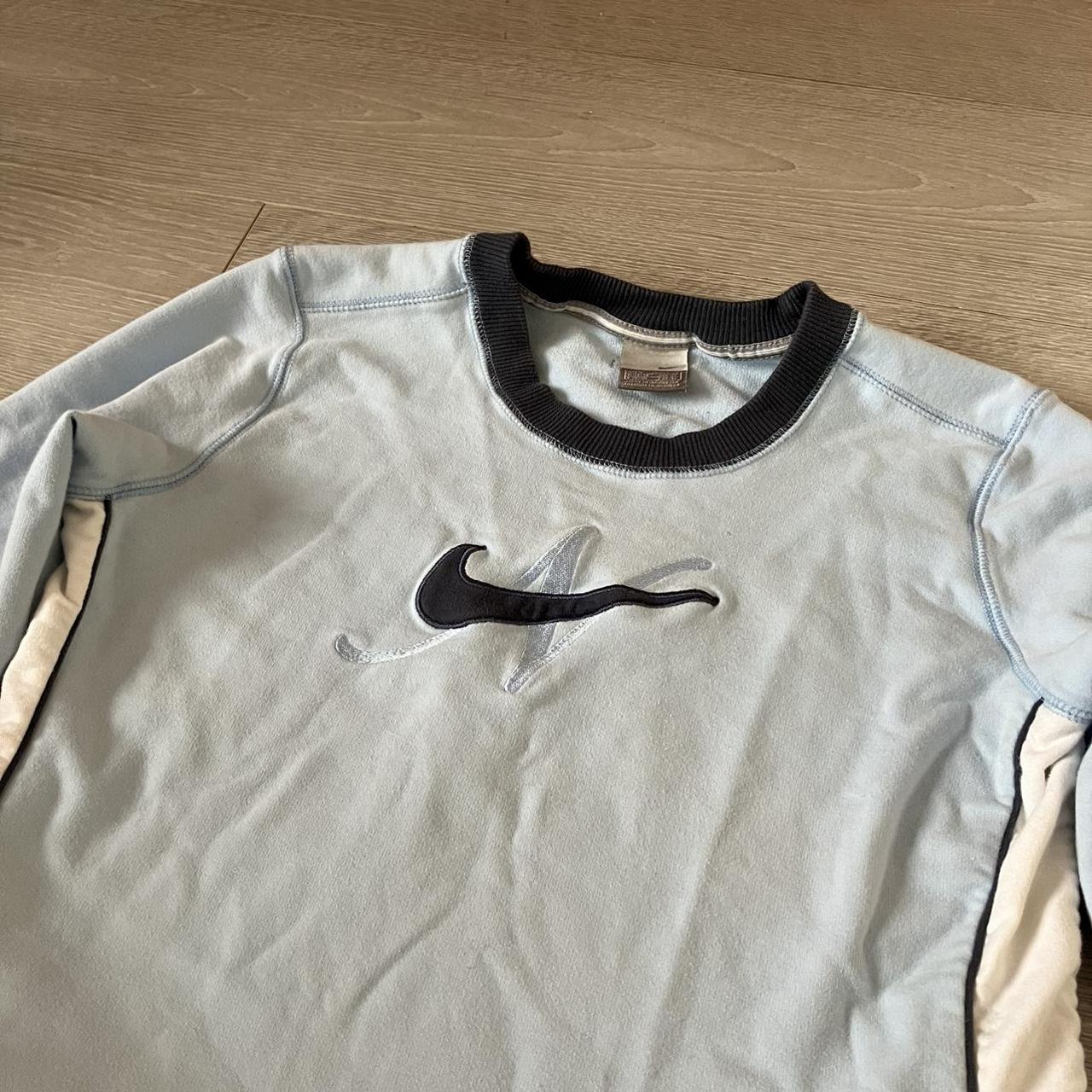 light blue nike vintage sweatshirt