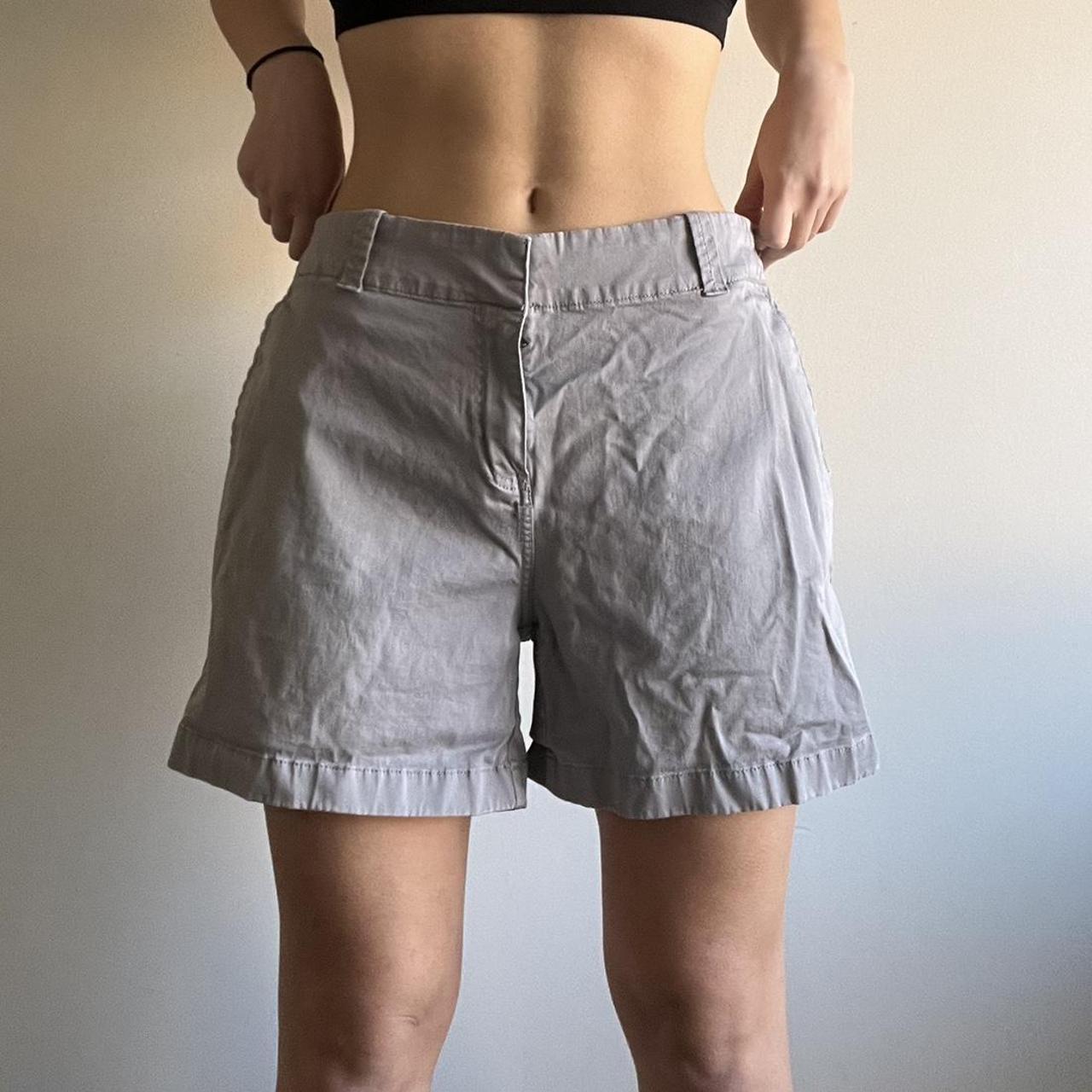 Vineyard Vines Women's Tan and Grey Shorts Depop