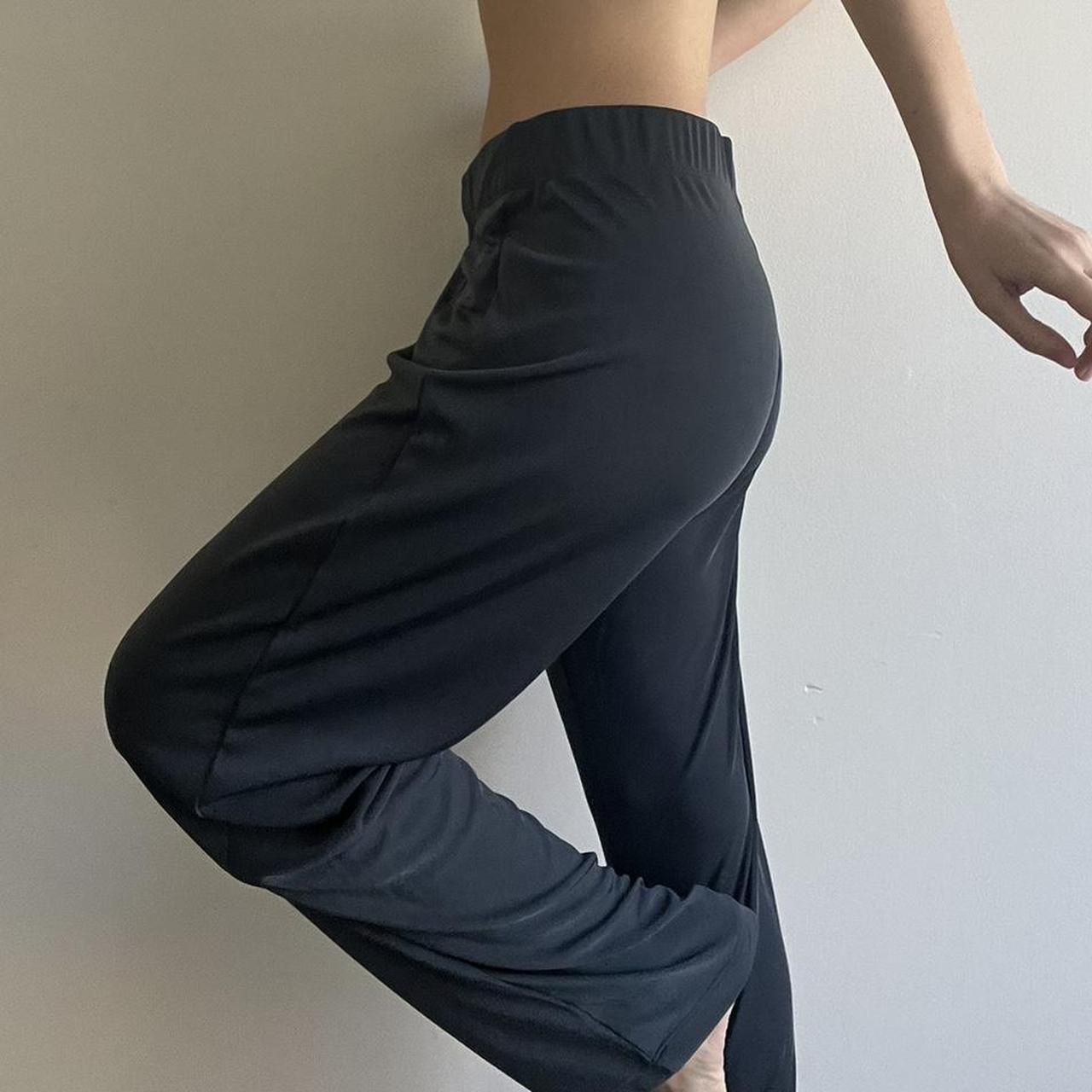 No Boundaries flare leg yoga pants with high waist. - Depop