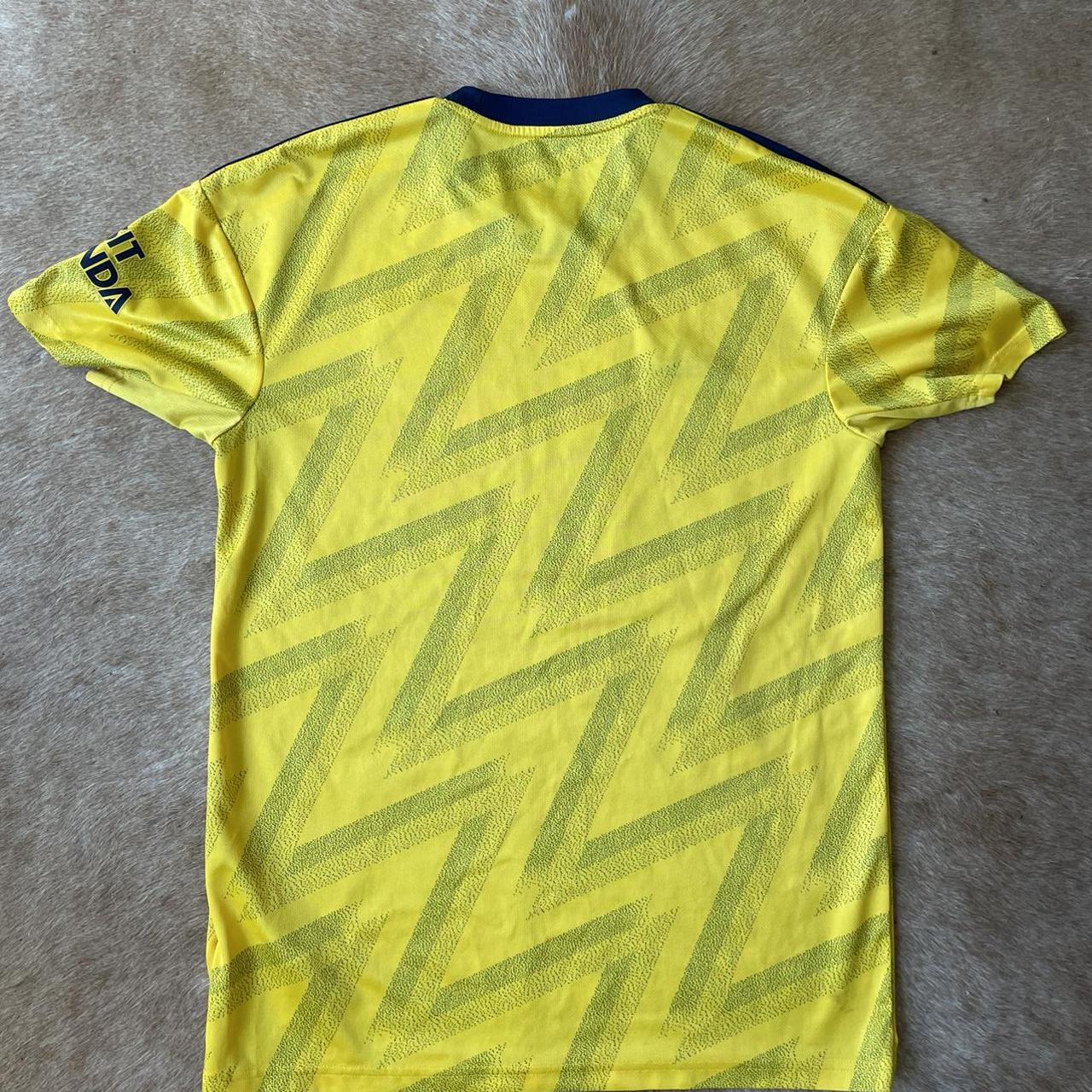 Adidas Men's Yellow and Navy T-shirt | Depop