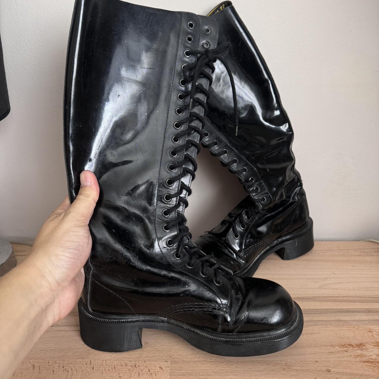 Dr martens patent leather high gloss Size