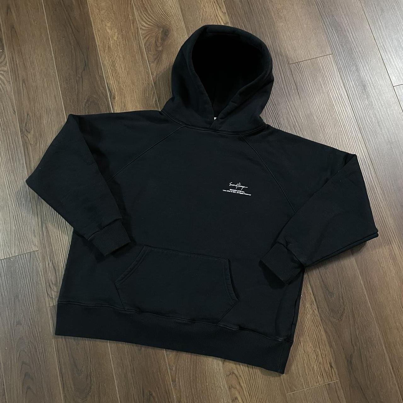 Second layer outlet hoodie