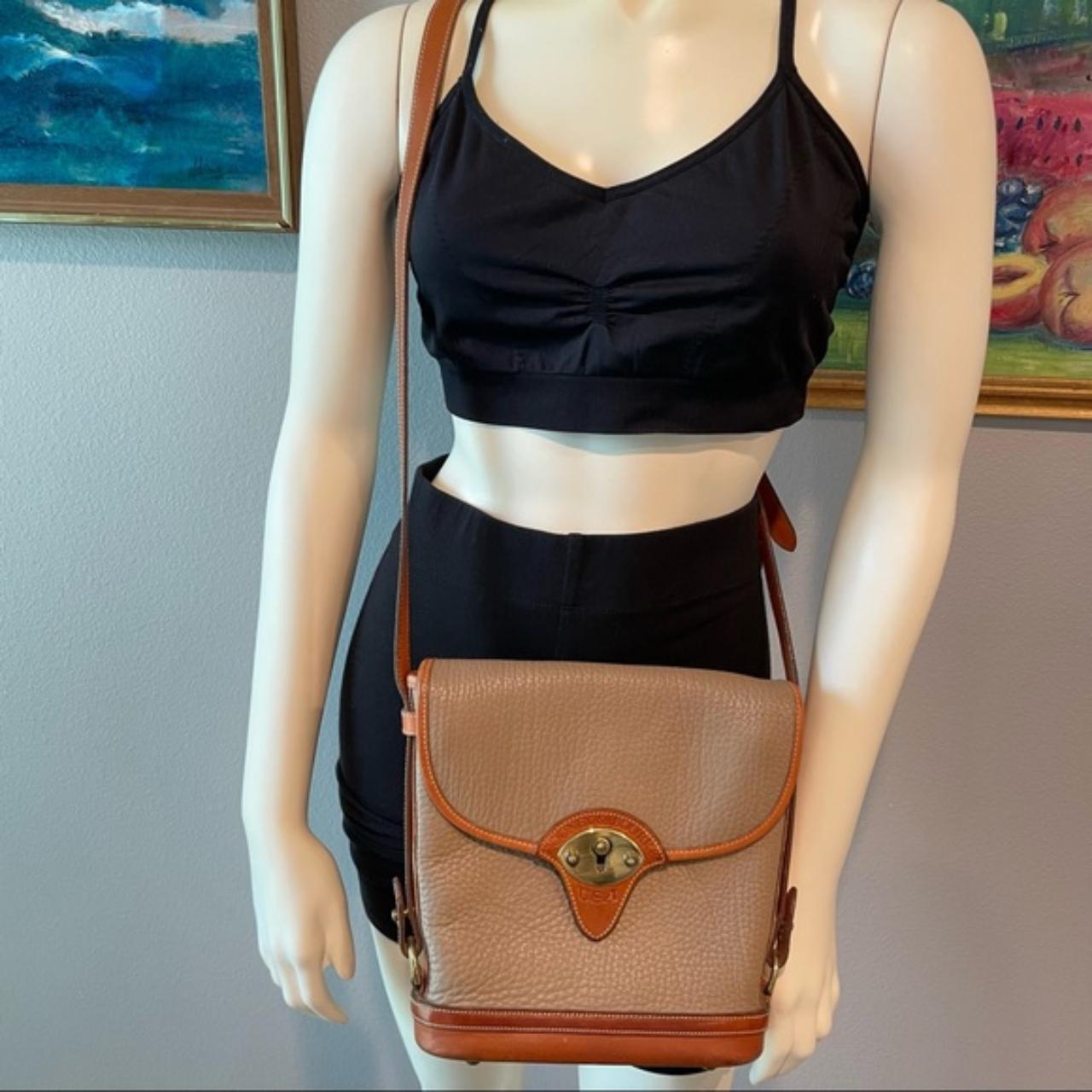 Dooney and bourke hot sale waist pack